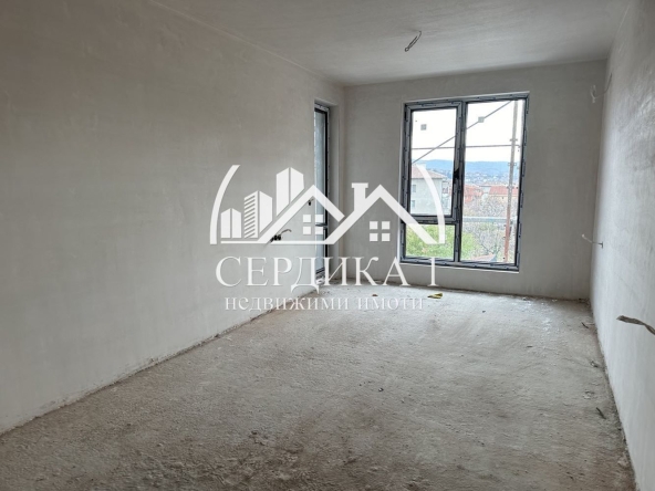 Тристаен апартамент в Благоевград, Идеален център - 83 кв.м за 1128 €/кв.м - Снимка #1