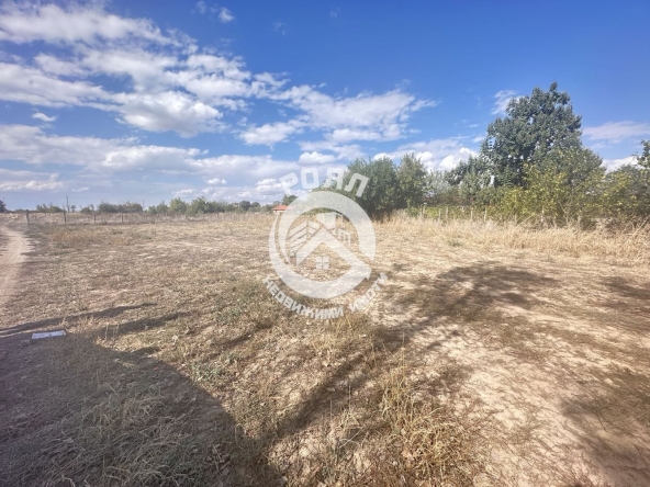 Парцел в с. Динк, Област Пловдив - 867 кв.м за 20 €/кв.м - Снимка #1