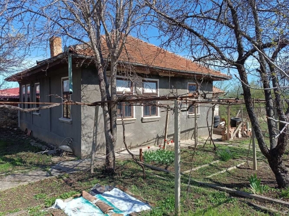 Къща в с. Драгижево, Област Велико Търново - 70 кв.м за 509 €/кв.м - Снимка #1