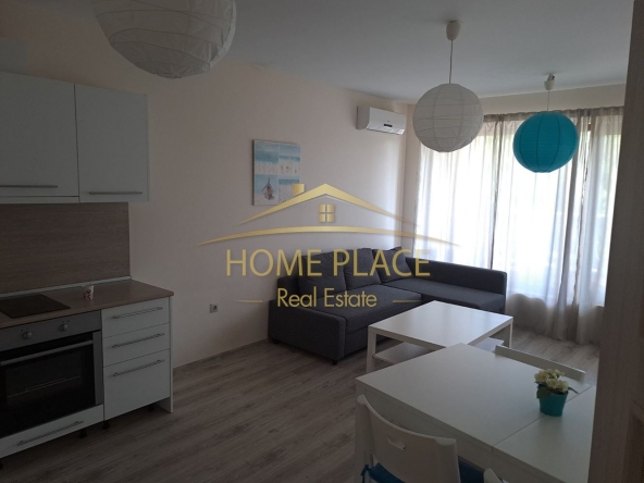 Дава се под наем Двустаен апартамент в Варна, Аспарухово - 70 кв.м за 612 € - Снимка #1