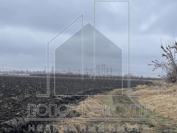 Парцел в Пловдив, Индустриална зона - Юг - 2541 кв.м за 51 €/кв.м - Снимка #1