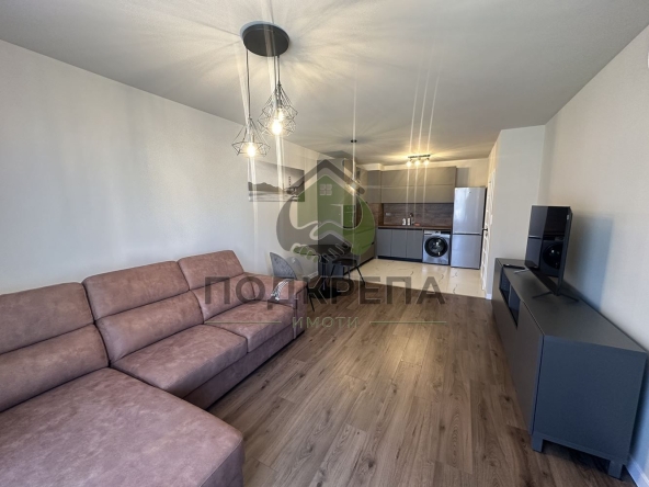 Дава се под наем Двустаен апартамент в Пловдив, Христо Смирненски - 70 кв.м за 459 € - Снимка #1