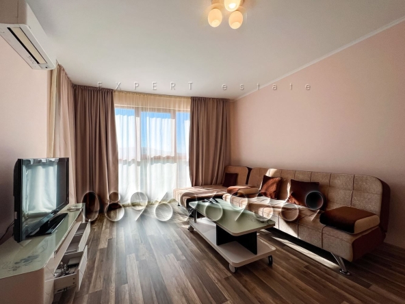 Двустаен апартамент в с. Шкорпиловци, Област Варна - 67 кв.м за 1060 €/кв.м - Снимка #1