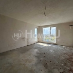 Тристаен апартамент в Варна, Левски - 94 кв.м за 1873 €/кв.м - Снимка #1