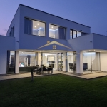 Къща в к.к. Албена - 210 кв.м за 2952 €/кв.м - Снимка #1