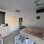 Дава се под наем Магазин в София, Зона Б-18 - 25 кв.м за 300 € - Снимка #1