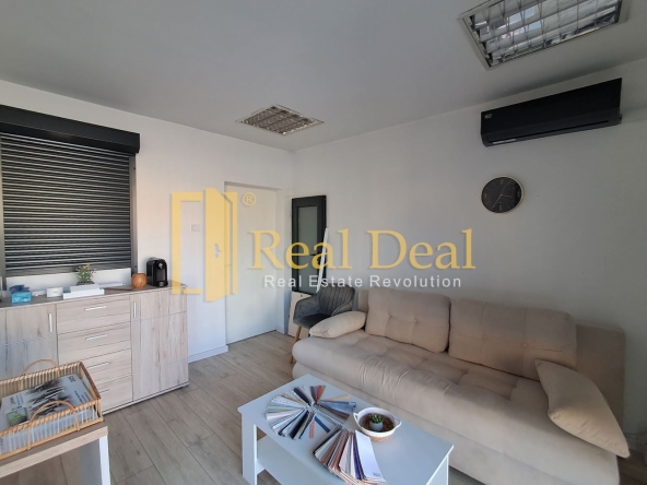 Дава се под наем Магазин в София, Зона Б-18 - 25 кв.м за 300 € - Снимка #1