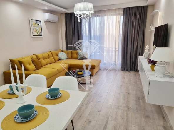 Двустаен апартамент в Пловдив, Христо Смирненски - 86 кв.м за 1791 €/кв.м - Снимка #1