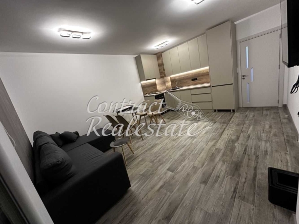 Дава се под наем Тристаен апартамент в Варна, Владислав Варненчик - 90 кв.м за 612 € - Снимка #1