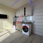 Дава се под наем Двустаен апартамент в Варна, Център - 42 кв.м за 433.5 € - Снимка #1