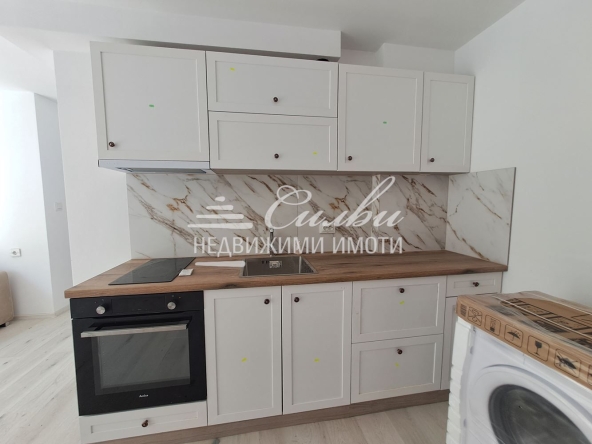 Дава се под наем Двустаен апартамент в Шумен, Томбул джамия - 50 кв.м за 306 € - Снимка #1