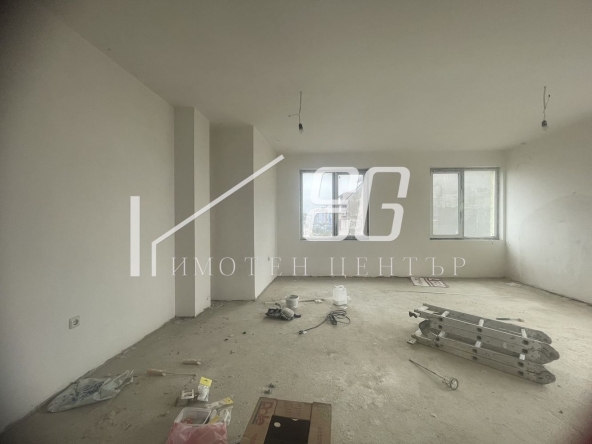 Двустаен апартамент в Варна, Погреби - 96 кв.м за 1303 €/кв.м - Снимка #1