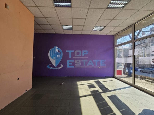 Магазин в Велико Търново, Център - 130 кв.м за 824 €/кв.м - Снимка #1