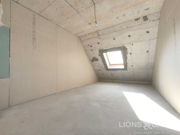 Четиристаен апартамент в Варна, Възраждане 2 - 160 кв.м за 719 €/кв.м - Снимка #1