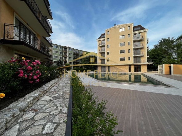 Двустаен апартамент в к.к. Св.Св. Константин и Елена - 68 кв.м за 3162 €/кв.м - Снимка #1