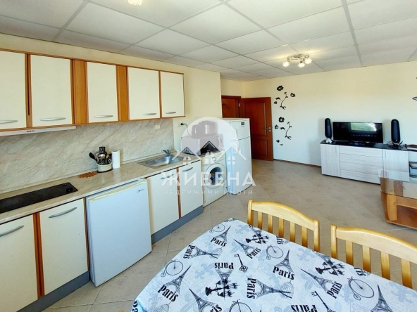 Тристаен апартамент в к.к. Слънчев бряг - 77 кв.м за 1072 €/кв.м - Снимка #1