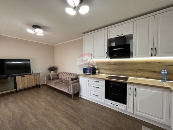 Тристаен апартамент в к.к. Златни пясъци - 98 кв.м за 1572 €/кв.м - Снимка #1