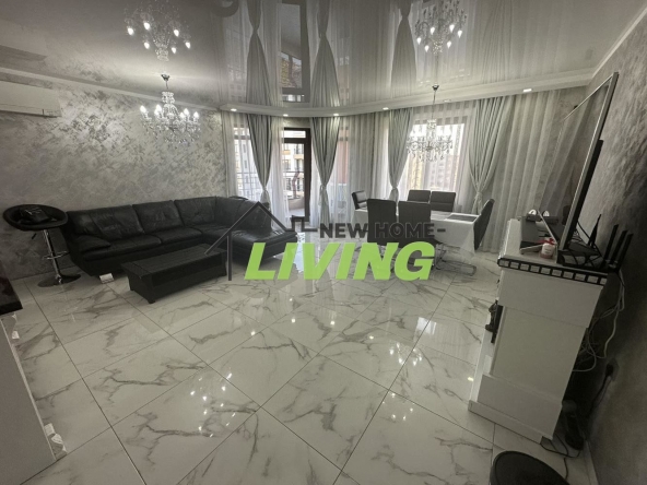 Многостаен апартамент в Пловдив, Остромила - 179 кв.м за 1665 €/кв.м - Снимка #1