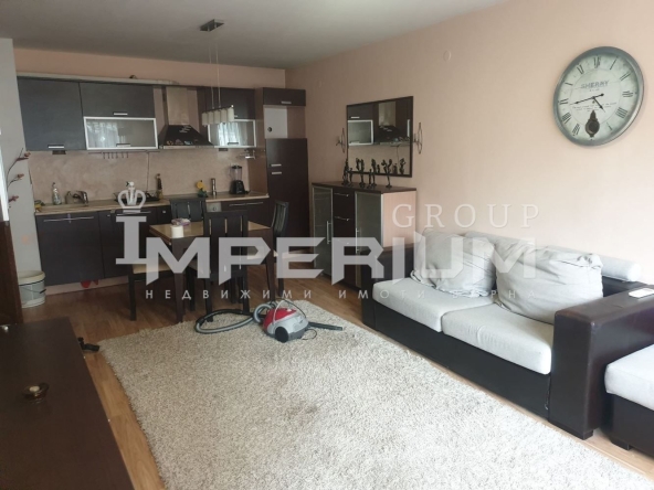 Дава се под наем Двустаен апартамент в Варна, Левски - 75 кв.м за 510 € - Снимка #1