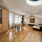 Дава се под наем Двустаен апартамент в Варна, Център - 55 кв.м за 586.5 € - Снимка #1