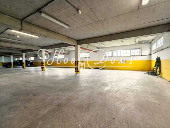 Гараж / Паркомясто в Варна, Възраждане 3 - 20 кв.м за 1125 €/кв.м - Снимка #1