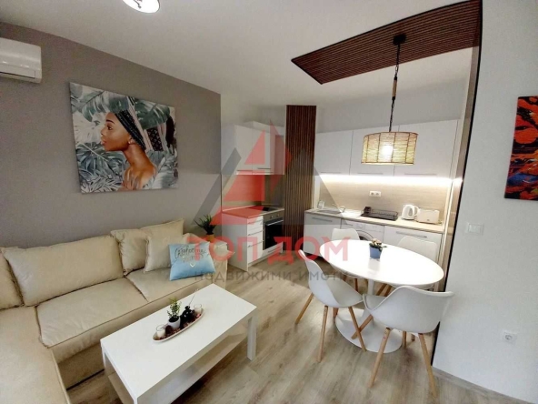 Дава се под наем Двустаен апартамент в Варна, Аспарухово - 67 кв.м за 561 € - Снимка #1