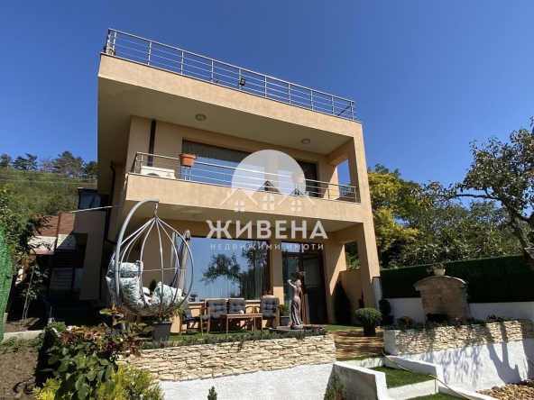 Къща в Варна, м-т Сълзица - 250 кв.м за 3000 €/кв.м - Снимка #1