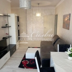 Дава се под наем Тристаен апартамент в Шумен, Център - 70 кв.м за 357 € - Снимка #1