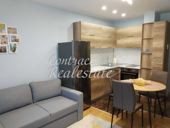 Дава се под наем Едностаен апартамент в Варна, Окръжна болница - 36 кв.м за 306 € - Снимка #1