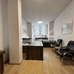 Дава се под наем Офис в Шумен, Център - 30 кв.м за 255 € - Снимка #1