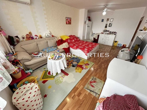 Тристаен апартамент в Разград, Стефан Караджа - 92 кв.м за 1331 €/кв.м - Снимка #1