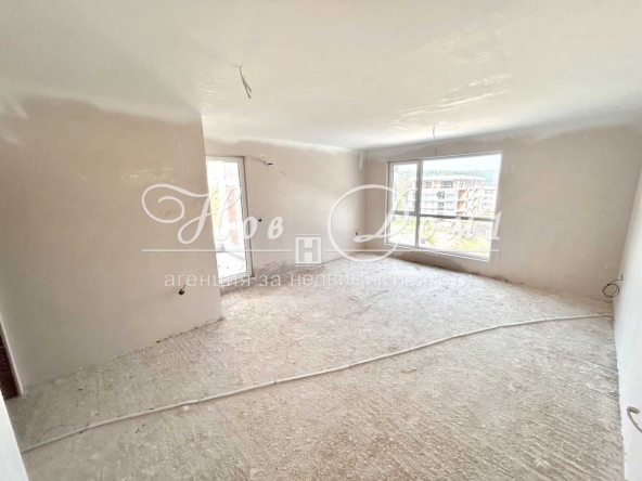 Тристаен апартамент в Пловдив, Тракия - 108 кв.м за 1445 €/кв.м - Снимка #1