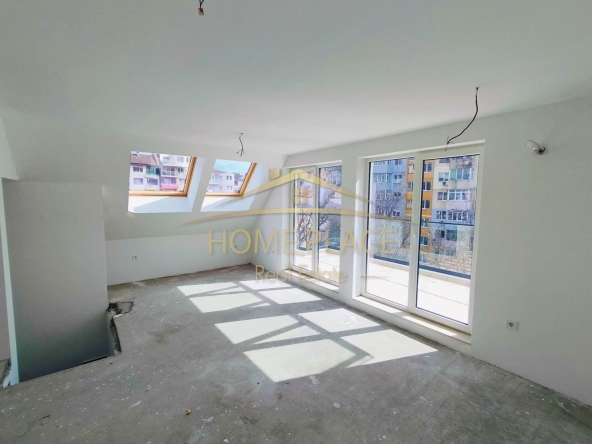 Мезонет в Варна, Левски - 117 кв.м за 1872 €/кв.м - Снимка #1