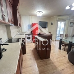 Дава се под наем Тристаен апартамент в Варна, Цветен квартал - 75 кв.м за 612 € - Снимка #1