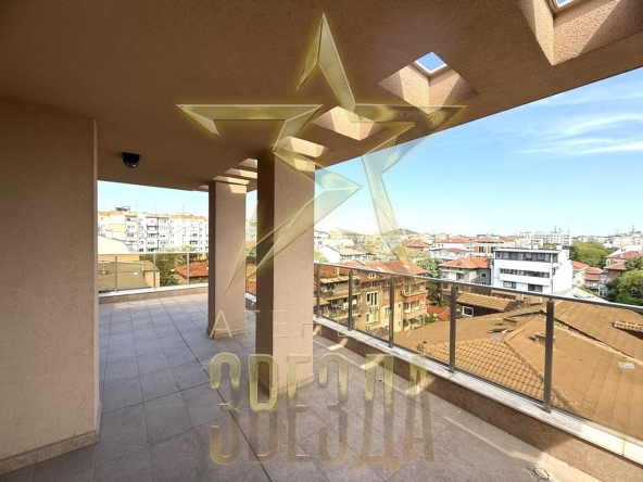 Мезонет в Пловдив, Кючук Париж - 207 кв.м за 1130 €/кв.м - Снимка #1