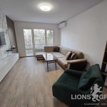 Дава се под наем Тристаен апартамент в с. Чайка, Област Варна - 70 кв.м за 750 € - Снимка #1