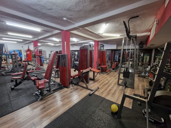 Магазин в София, Света Троица - 350 кв.м за 103 €/кв.м - Снимка #1