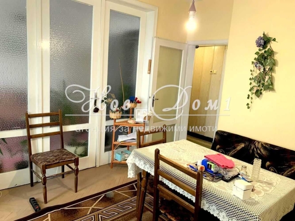 Многостаен апартамент в Варна, Център - 94 кв.м за 1985 €/кв.м - Снимка #1