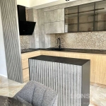 Дава се под наем Тристаен апартамент в Варна, Бриз - 110 кв.м за 1300 € - Снимка #1