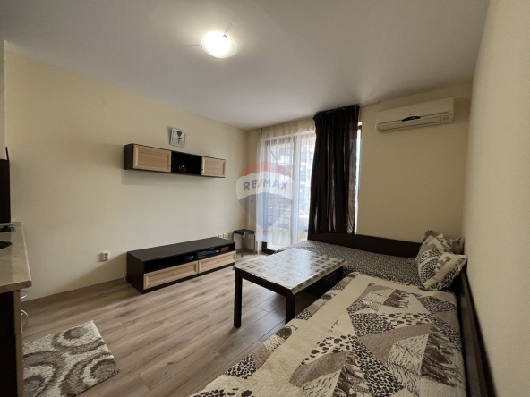 Двустаен апартамент в к.к. Златни пясъци - 55 кв.м за 1491 €/кв.м - Снимка #1