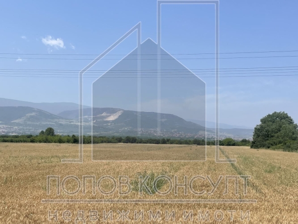 Парцел в Пловдив, Индустриална зона - Юг - 15750 кв.м за 16 €/кв.м - Снимка #1