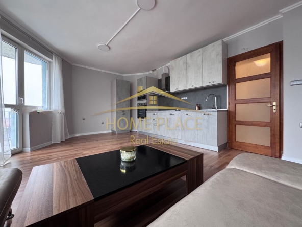 Дава се под наем Двустаен апартамент в Варна, м-т Траката - 62 кв.м за 612 € - Снимка #1