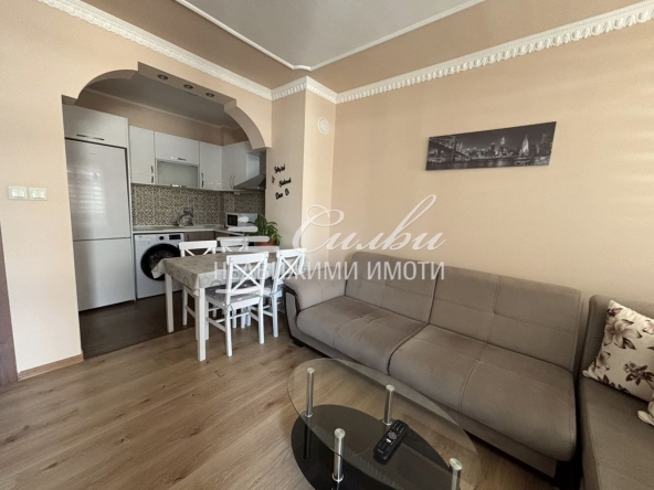 Дава се под наем Двустаен апартамент в Шумен, Болницата - 63 кв.м за 306 € - Снимка #1