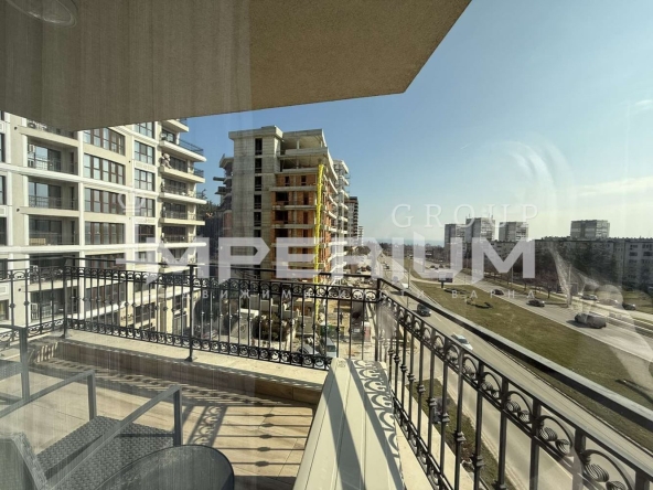 Дава се под наем Тристаен апартамент в Варна, Бриз - 110 кв.м за 1300 € - Снимка #1