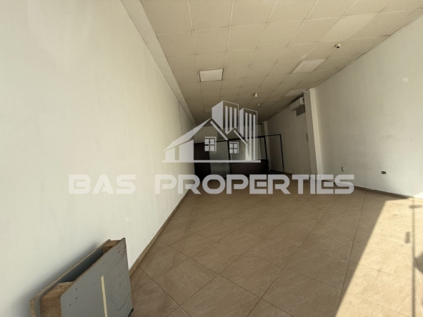 Дава се под наем Магазин в Перник, Твърди ливади - 60 кв.м за 612 € - Снимка #1