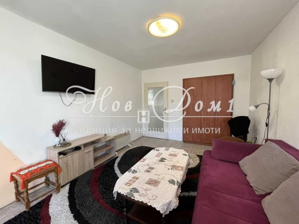 Дава се под наем Тристаен апартамент в Варна, Базар Левски - 65 кв.м за 510 € - Снимка #1