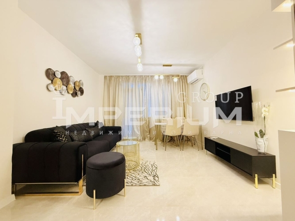 Дава се под наем Двустаен апартамент в Варна, Гръцка махала - 60 кв.м за 918 € - Снимка #1