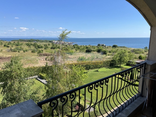 Едностаен апартамент в Черноморец - 48 кв.м за 1373 €/кв.м - Снимка #1