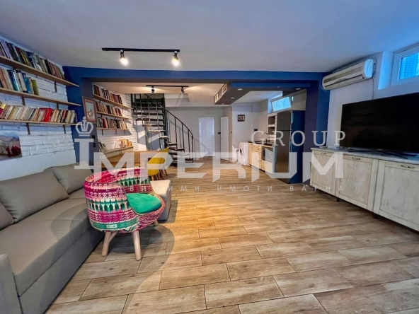 Дава се под наем Къща в Варна, Център - 200 кв.м за 1275 € - Снимка #1