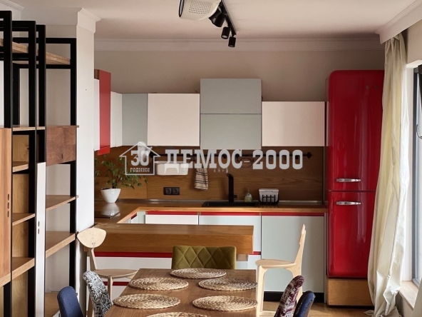 Тристаен апартамент в Варна, Бриз - 104 кв.м за 3068 €/кв.м - Снимка #1